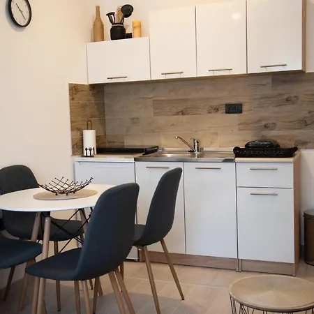 Milmari Nlux 74 Apartment *