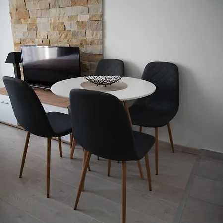 Milmari Nlux 74 Apartment